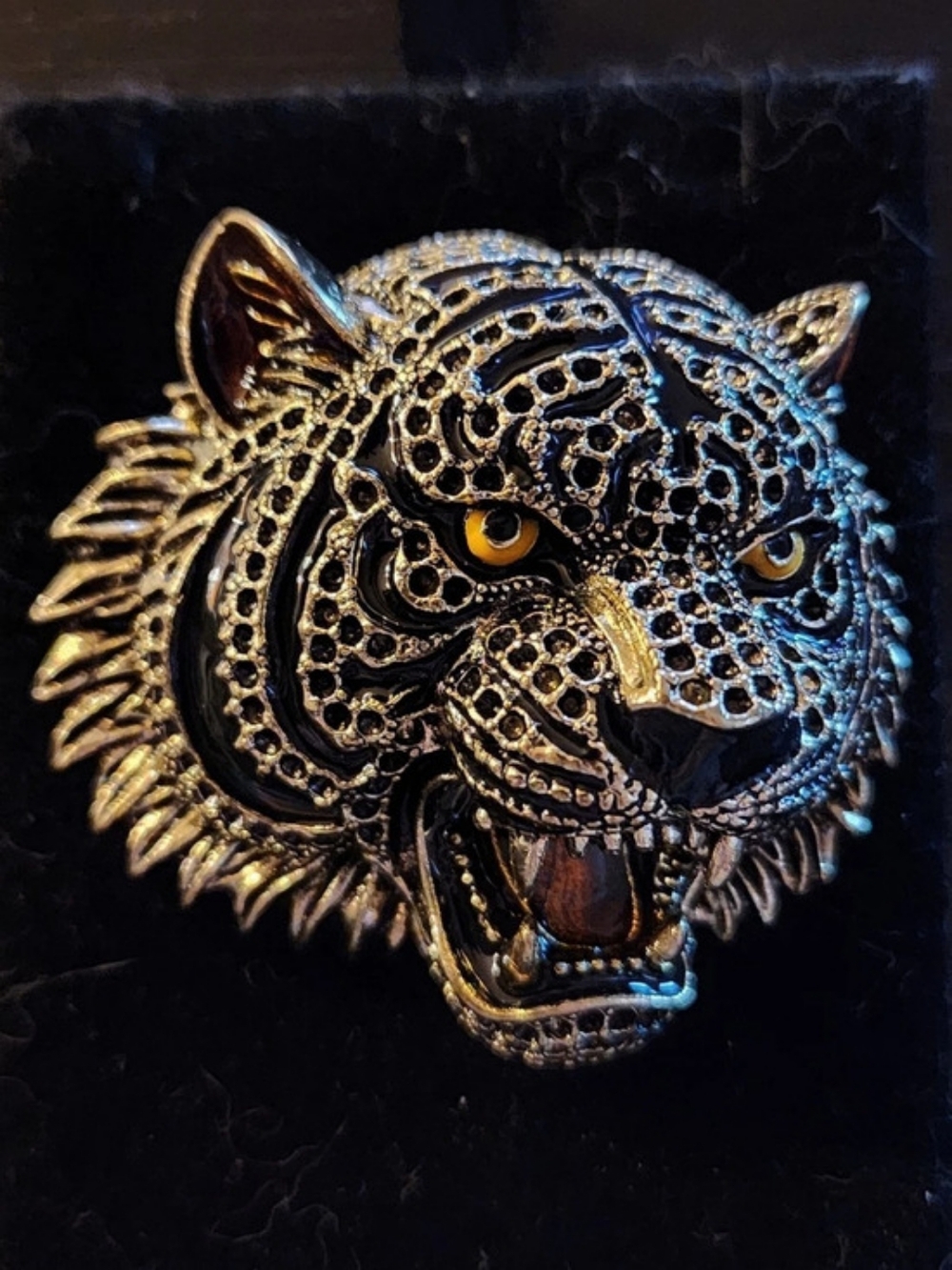 Leopard Head Brooch in Black & Gold Like New